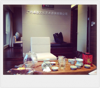 廣州卓雅文藝 2014畫冊(cè)與藝術(shù)文化咨詢服務(wù)的璀璨融合